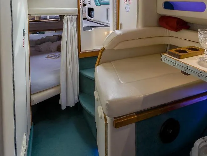 Sleepboat Yacht * Πόρτο