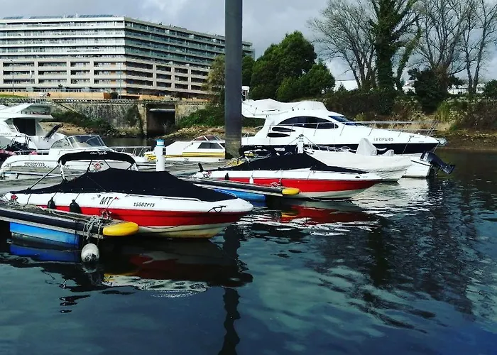 Sleepboat Yacht Oporto