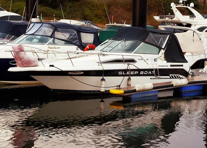 Sleepboat Yacht Bådhotel *