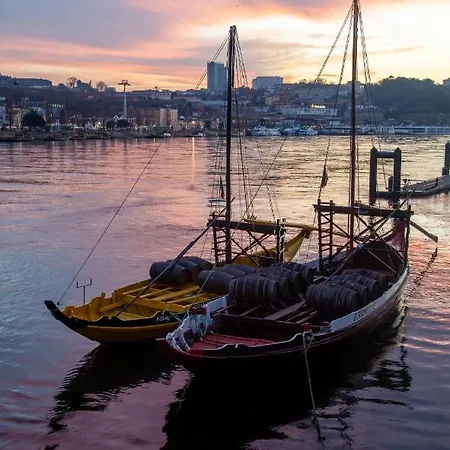 ספינת מלון Sleepboat Yacht In Douro *