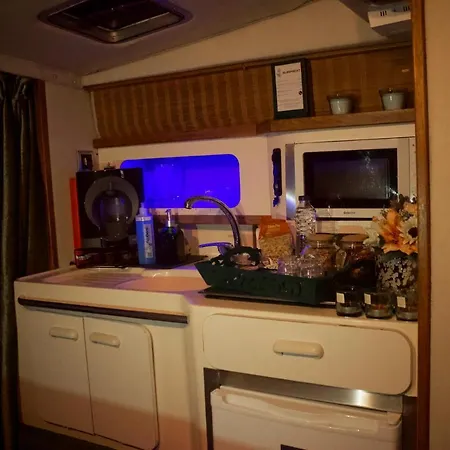 Sleepboat Yacht *