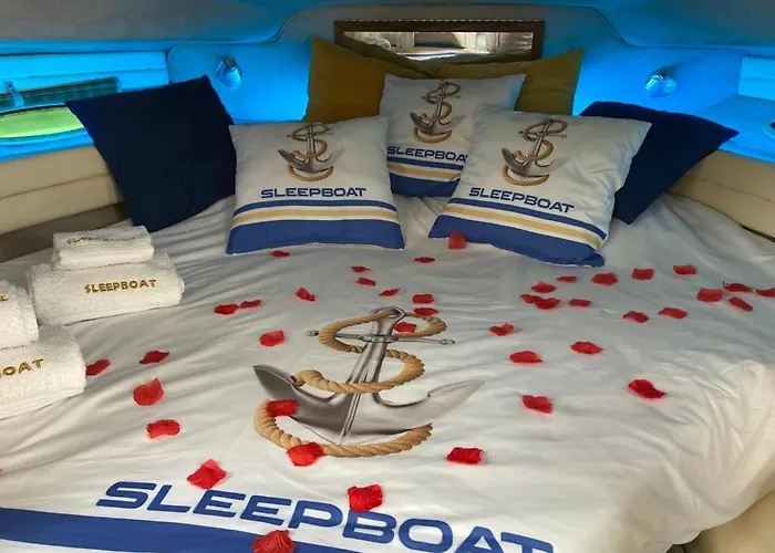 Sleepboat Yacht